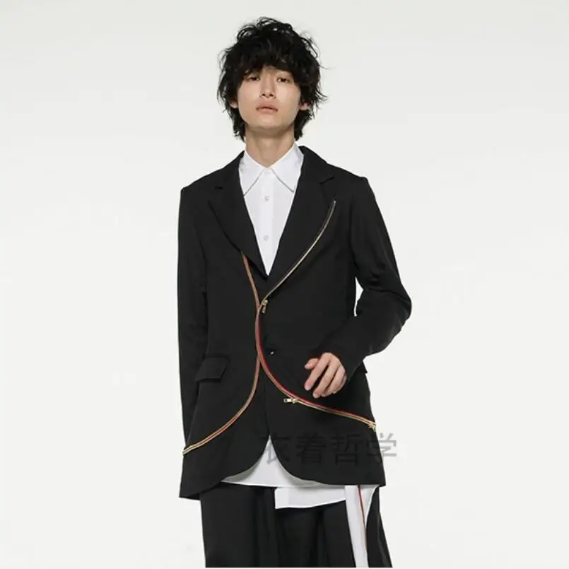 M-5xl Suit Jacket Men Blazers Zipper Stitching Asymmetric Broken Slim Hairstylist Singer Stage Costumes Original
M-5xl Suit Jacket Men Blazers Zipper Stitching Asymmetric Broken Slim Hairstylist Singer Stage Costumes Original