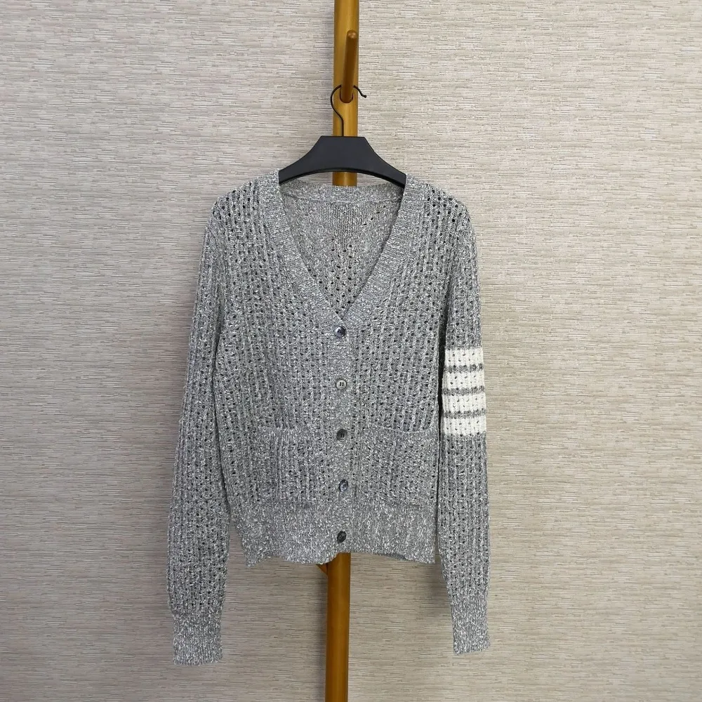 Women Sweater 2018 New Fashion High Quality Slim Short Sweater Cashmere Knitting Outerwear Striped Casual Autumn Winter
Women Sweater 2018 New Fashion High Quality Slim Short Sweater Cashmere Knitting Outerwear Striped Casual Autumn Winter
