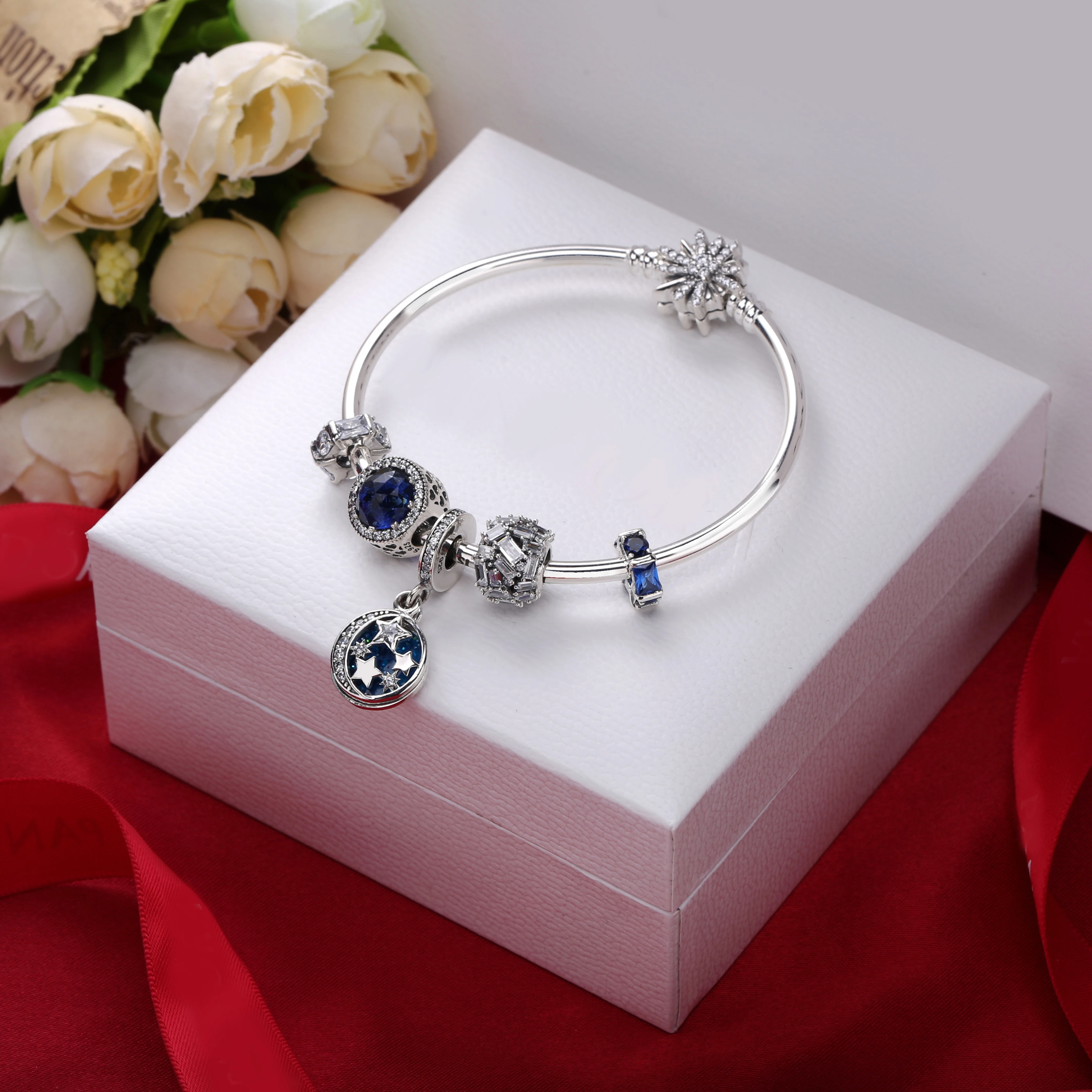 Ajax Bracelet 925 Sterling Silver Black And Blue Crystal Bracelets For Women Fashion Style
Ajax Bracelet 925 Sterling Silver Black And Blue Crystal Bracelets For Women Fashion Style