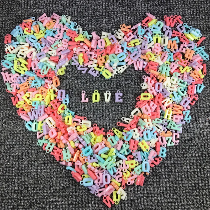 120Pcs/Pack High Quality New Mix Letter Shape Acrylic Loose Beads Kids Handmade DIY Pendant Beads For Simple Jewelry Making 2017
120Pcs/Pack High Quality New Mix Letter Shape Acrylic Loose Beads Kids Handmade DIY Pendant Beads For Simple Jewelry Making 2017