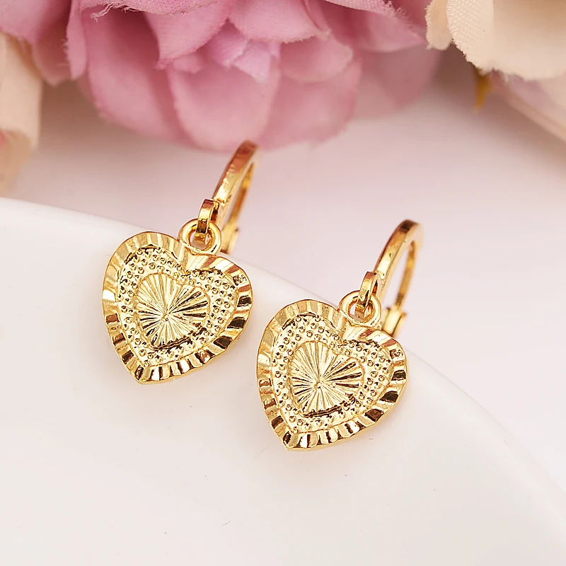 Bangrui Heart Earring For Girls/Ladies Birthday Gift Trendy Gold Color Engagement /Wedding Bands Promise Earring
Bangrui Heart Earring For Girls/Ladies Birthday Gift Trendy Gold Color Engagement /Wedding Bands Promise Earring