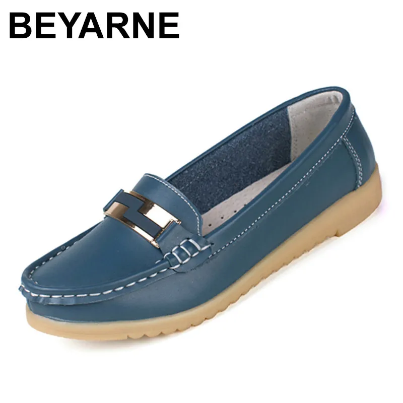 BEYARNE 2018 Genuine Leather Woman Four Seasons Nurse Mother Loafers Flats Buckle Metal Decoration Sewing Women Shoes
BEYARNE 2018 Genuine Leather Woman Four Seasons Nurse Mother Loafers Flats Buckle Metal Decoration Sewing Women Shoes