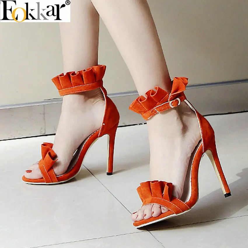 Eokkar 2019 Women Wedding Shoes Thin High Heels Women Pumps Buckle Flower Ladies Pumps Ankle Strap Women Sandals Big Size 34-45
Eokkar 2019 Women Wedding Shoes Thin High Heels Women Pumps Buckle Flower Ladies Pumps Ankle Strap Women Sandals Big Size 34-45