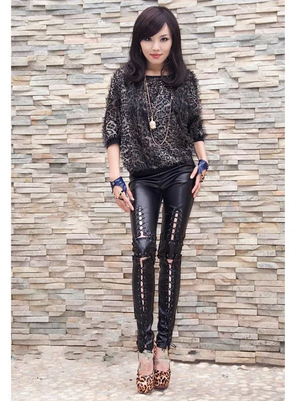 female PU leather costumes black pants trousers sexy nightclub singer DS uniform temptation Dance Costume show party
female PU leather costumes black pants trousers sexy nightclub singer DS uniform temptation Dance Costume show party