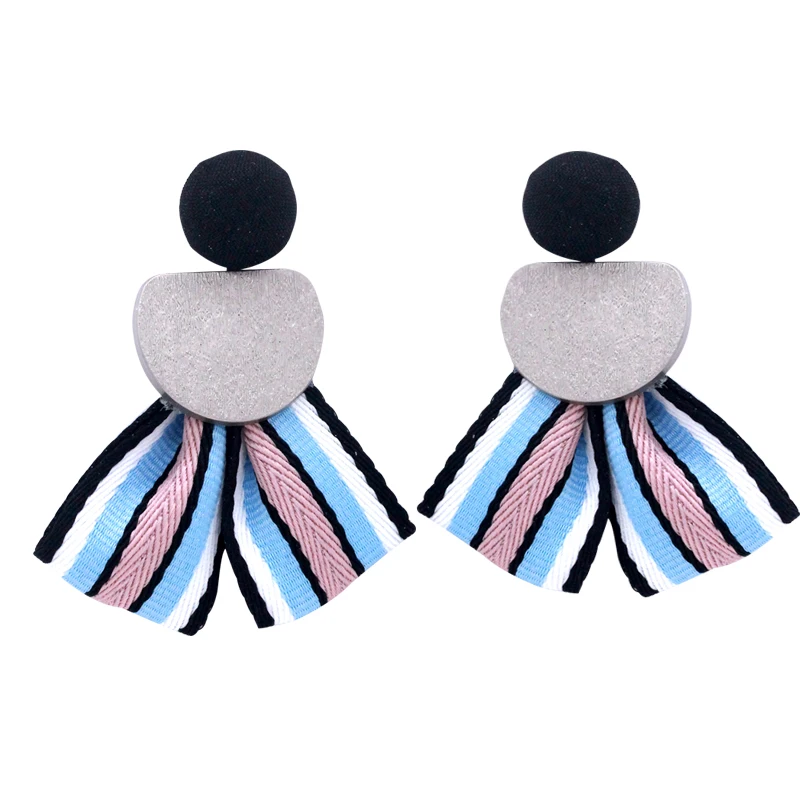 New Korean Ribbon Earrings Women Boho Cute Eardrop Kpop Simple Brincos Graceful Joker Ear Decoration
New Korean Ribbon Earrings Women Boho Cute Eardrop Kpop Simple Brincos Graceful Joker Ear Decoration