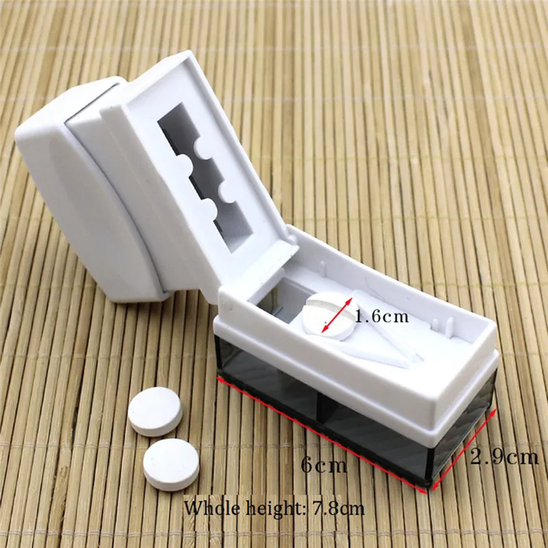 New Tablet Cutter Splitter Medicine Pill Holder Pill Cutter Box Portable Convenient Drug Box
New Tablet Cutter Splitter Medicine Pill Holder Pill Cutter Box Portable Convenient Drug Box