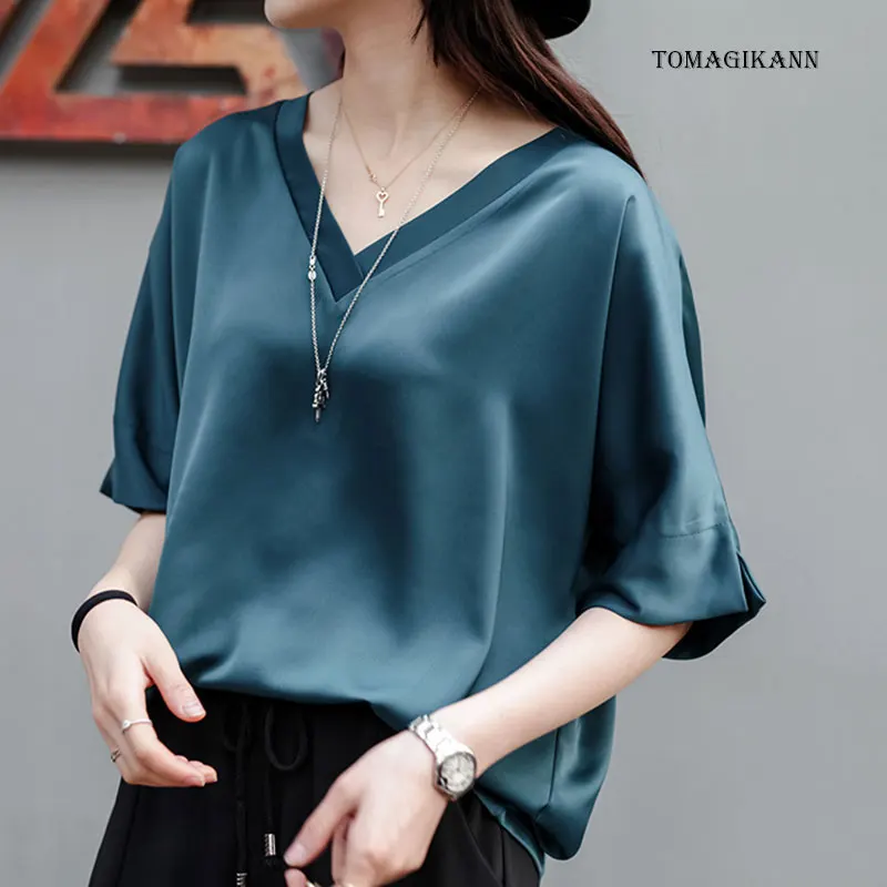 Fashion T Shirt Women Summer Casual Satin V Neck Tshirt Women Tops Smooth Half Sleeve Shirt Femme
Fashion T Shirt Women Summer Casual Satin V Neck Tshirt Women Tops Smooth Half Sleeve Shirt Femme
