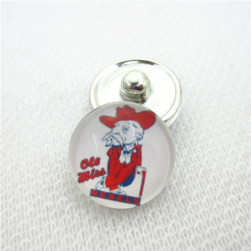 10pcs/lot Mississippi Rebels Snap Buttons Charms DIY 18mm Sports buttons Snaps Jewelry Bracelets&bangles Necklace
10pcs/lot Mississippi Rebels Snap Buttons Charms DIY 18mm Sports buttons Snaps Jewelry Bracelets&bangles Necklace