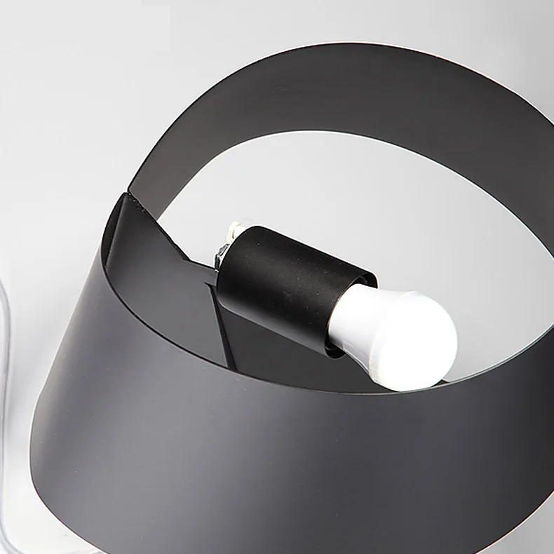 Modern Minimalist Bedroom Bedside Light Creative Study Living Room Lamp Iron Tie Riband Table Lamp Origami and Paper Crafts Lamp
Modern Minimalist Bedroom Bedside Light Creative Study Living Room Lamp Iron Tie Riband Table Lamp Origami and Paper Crafts Lamp