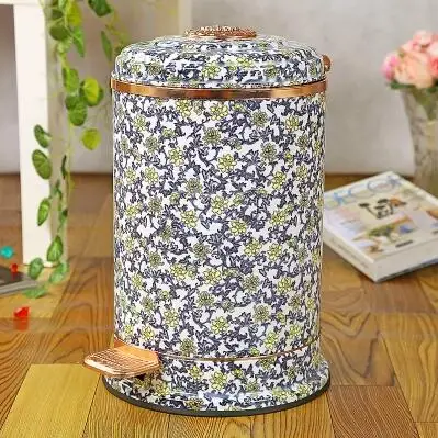 10L/6L luxury foot pedal stainless steel goldpated trash bins metal trash can waste bin recycle bin stainless trash bin LJT024
10L/6L luxury foot pedal stainless steel goldpated trash bins metal trash can waste bin recycle bin stainless trash bin LJT024