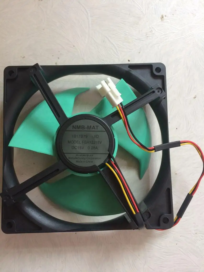 Новый оригинальный охлаждающий вентилятор/двигатель NMB DC15V 0.28A FBA12J15V для охлаждения холодильника
Новый оригинальный охлаждающий вентилятор/двигатель NMB DC15V 0.28A FBA12J15V для охлаждения холодильника