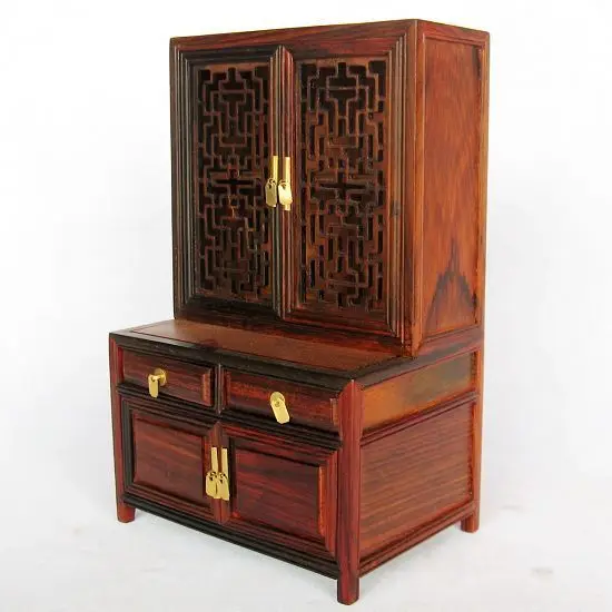 Rosewood crafts miniature furniture rosewood cupboard miniature imitation of Ming and Qing furniture decoration
Rosewood crafts miniature furniture rosewood cupboard miniature imitation of Ming and Qing furniture decoration