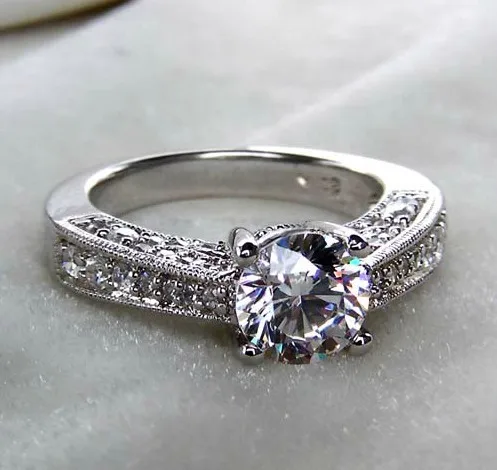 Vintage Pure Silver Ring Dazzling 1Ct Engagement Ring 925 Sterling Silver Long-Lasting Romantic Jewelry
Vintage Pure Silver Ring Dazzling 1Ct Engagement Ring 925 Sterling Silver Long-Lasting Romantic Jewelry