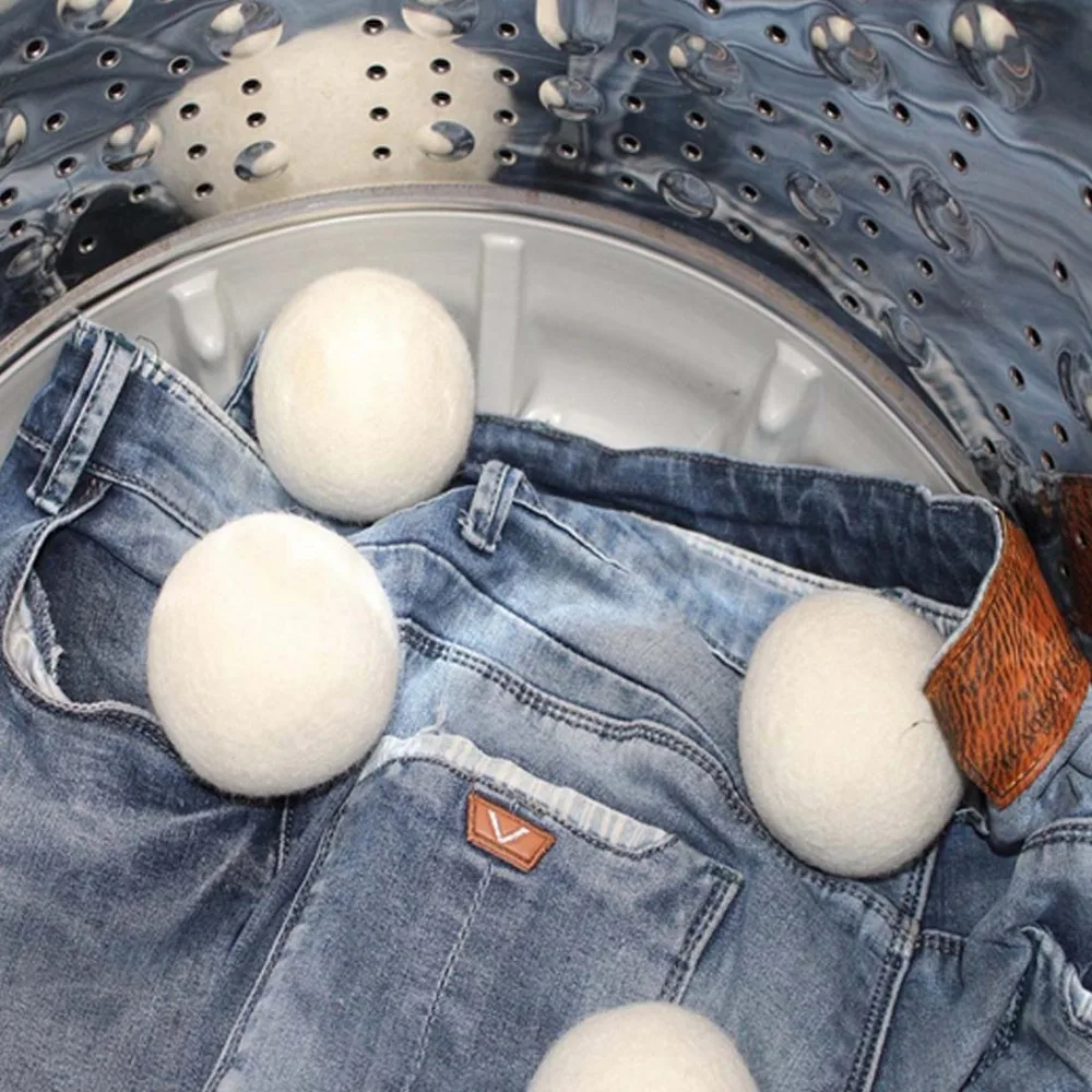 4 Pcs/LOT Handy Laundry Sheep Wool felt Dryer Balls Laundry Balls & Discs Natural Reusable, Saves Drying Time 6CM
4 Pcs/LOT Handy Laundry Sheep Wool felt Dryer Balls Laundry Balls & Discs Natural Reusable, Saves Drying Time 6CM