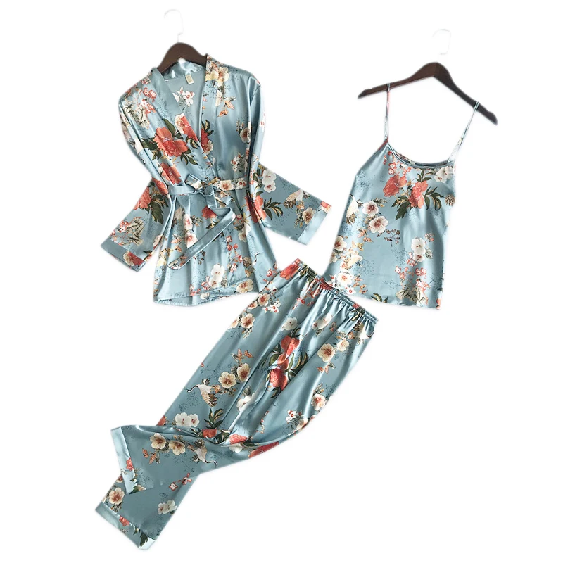 Korea Elegance Floral satins silk pajamas sets women long sleeve silky ice silk pyjamas sexy 3-piece robe suit women sleepwear
Korea Elegance Floral satins silk pajamas sets women long sleeve silky ice silk pyjamas sexy 3-piece robe suit women sleepwear