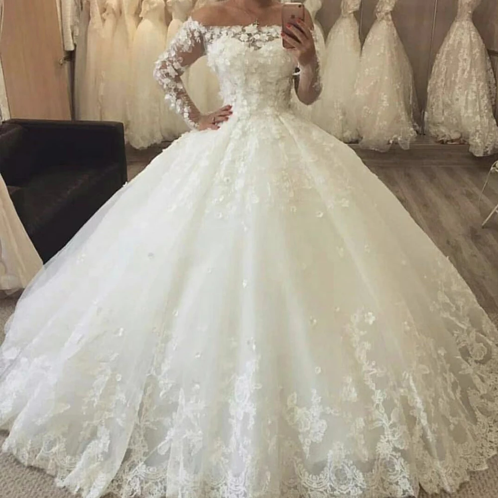Arabic Wedding Dresses Off the Shoulder Lace Appliques Hand Made Flowers Puffy Floor Length Bridal Dresses Newest 2019
Arabic Wedding Dresses Off the Shoulder Lace Appliques Hand Made Flowers Puffy Floor Length Bridal Dresses Newest 2019