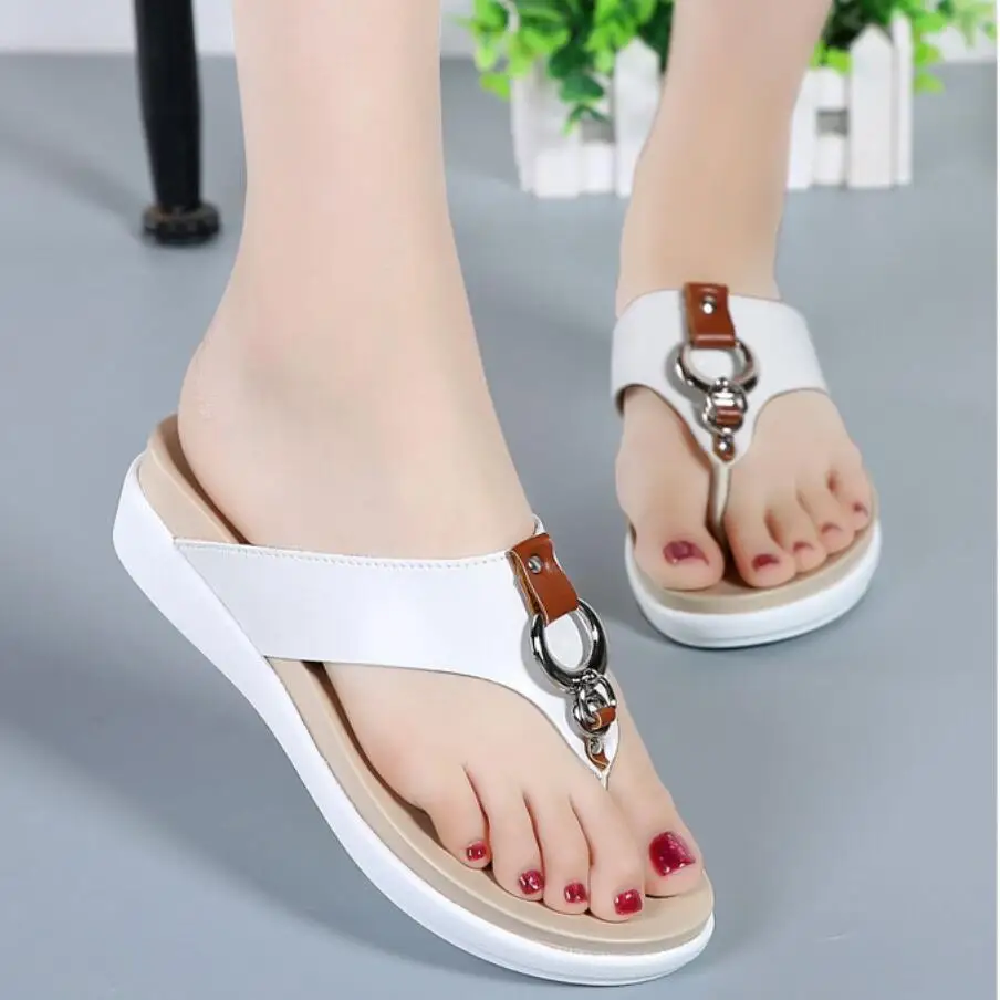 Koovan Women's Sandals 2018 New Summer Fashion Slippers Flat Real Leather Sandals Students Clip Flip-flops Girls Sandals Metal
Koovan Women's Sandals 2018 New Summer Fashion Slippers Flat Real Leather Sandals Students Clip Flip-flops Girls Sandals Metal