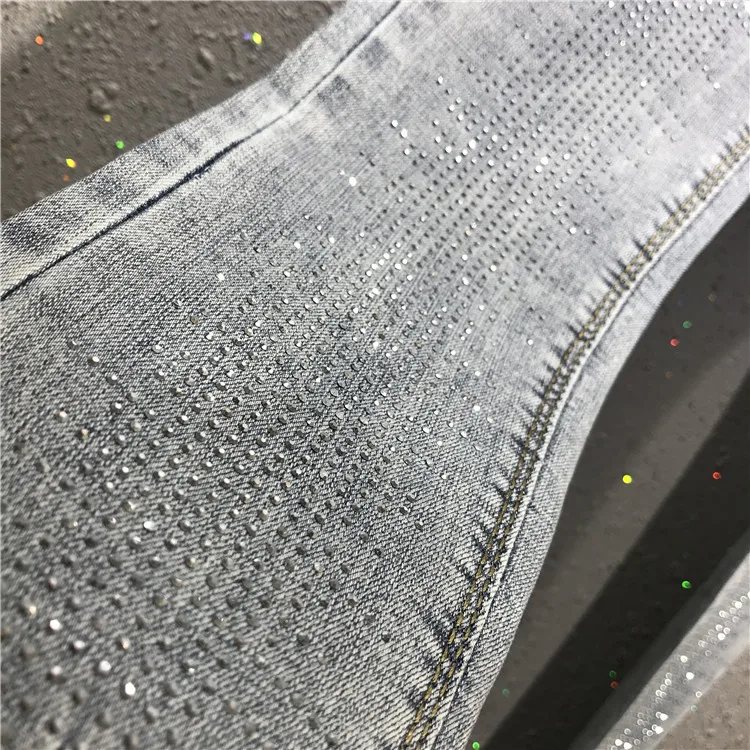 European 2019 Spring and Summer Women's Tight Thin Jeans Hot Drill Shiny Ankle-length Denim Pants Female Pencil Trousers
European 2019 Spring and Summer Women's Tight Thin Jeans Hot Drill Shiny Ankle-length Denim Pants Female Pencil Trousers