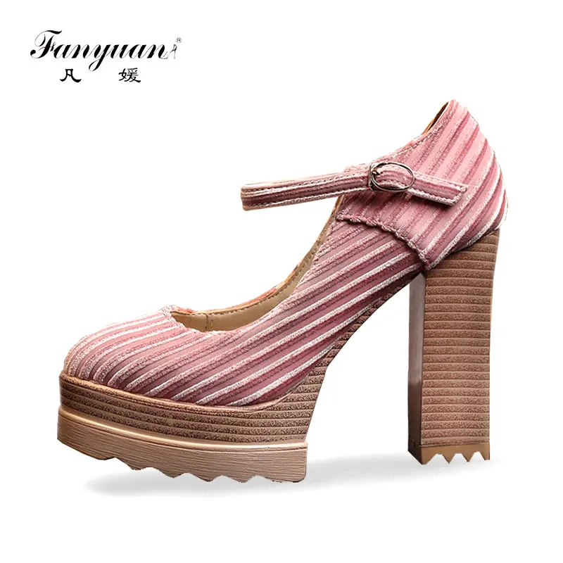 fanyuan New Large Size 32-42 Elegant Shallow Thick Platform Pumps Women Spring Super High Heels Party Shoes Woman 
fanyuan New Large Size 32-42 Elegant Shallow Thick Platform Pumps Women Spring Super High Heels Party Shoes Woman