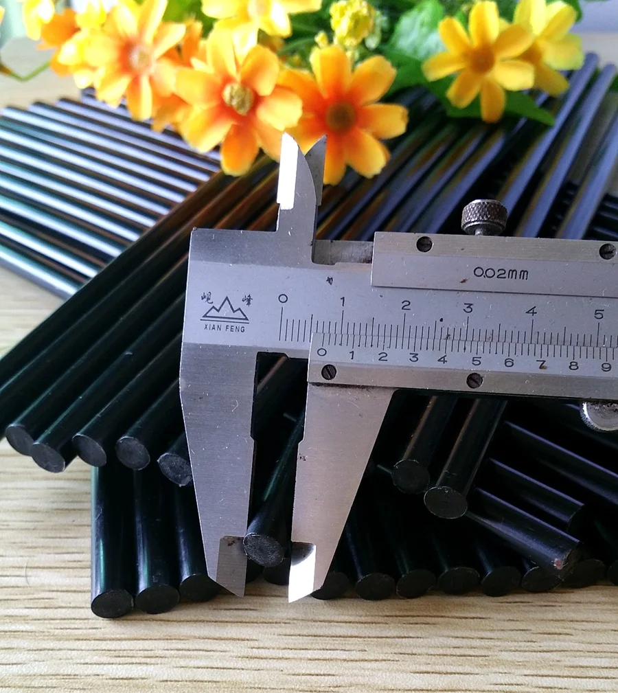 20pcs/lot Mini 7mmx270mm Black Non-toxic Glue Stick Clear Adhesive For Hot Melt Gun Craft General Purpose Alloy DIY Accessories
20pcs/lot Mini 7mmx270mm Black Non-toxic Glue Stick Clear Adhesive For Hot Melt Gun Craft General Purpose Alloy DIY Accessories