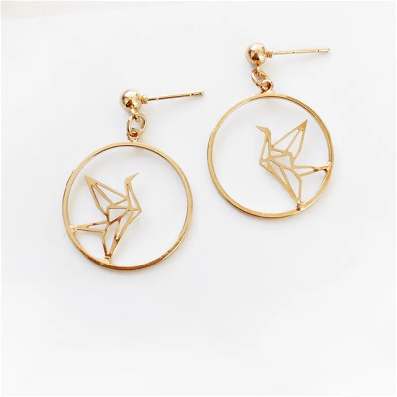 Original design fashion girl temperament feeling drop earrings earrings hollow out art wholesale fashion popular earrings
Original design fashion girl temperament feeling drop earrings earrings hollow out art wholesale fashion popular earrings