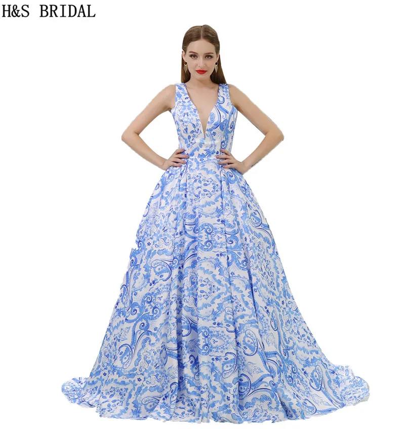 H&S BRIDAL Elegant casamento V Neck Floral Print Blue Prom Dresses long dresses for prom Sexy Backless Evening Prom Dress 2020
H&S BRIDAL Elegant casamento V Neck Floral Print Blue Prom Dresses long dresses for prom Sexy Backless Evening Prom Dress 2020