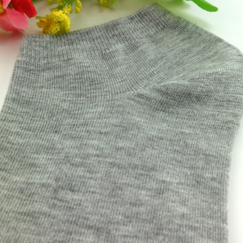 Hot Casual Summer Invisible Socks Men Women Fashion Spring Solid Color Cotton Men's Boat Socks Soft Business Male Short Sock 
Hot Casual Summer Invisible Socks Men Women Fashion Spring Solid Color Cotton Men's Boat Socks Soft Business Male Short Sock