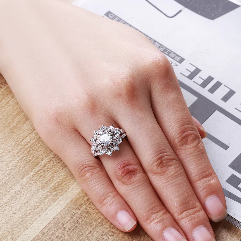 QYI 925 sterling Silver Fashion Women Engagement Jewelry 1.25 ct Round Cut Zircon Female Wedding Finger Flower Rings
QYI 925 sterling Silver Fashion Women Engagement Jewelry 1.25 ct Round Cut Zircon Female Wedding Finger Flower Rings
