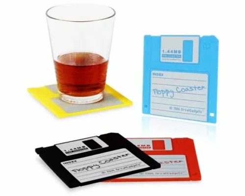 6PCS/LOT Silicone Floppy Disk Cup Mat Coasters Drink Coasters Home Decor Bar Accessory
6PCS/LOT Silicone Floppy Disk Cup Mat Coasters Drink Coasters Home Decor Bar Accessory