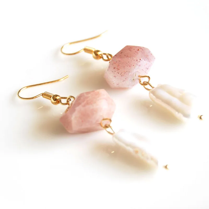 gold color fashion jewelry Dangle Earrings handmade natural sun stone freshwater pearl for women gift free shipping
gold color fashion jewelry Dangle Earrings handmade natural sun stone freshwater pearl for women gift free shipping