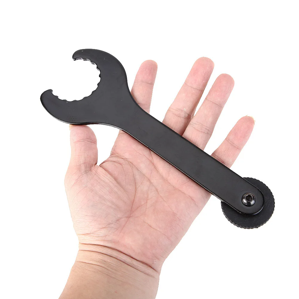 Shimano MTB Road Bike 2 In 1 Bicycle Bottom Bracket Install Spanner Wrench Crankset Repair Tool Bicycle Crank Cover Removal Kits
Shimano MTB Road Bike 2 In 1 Bicycle Bottom Bracket Install Spanner Wrench Crankset Repair Tool Bicycle Crank Cover Removal Kits