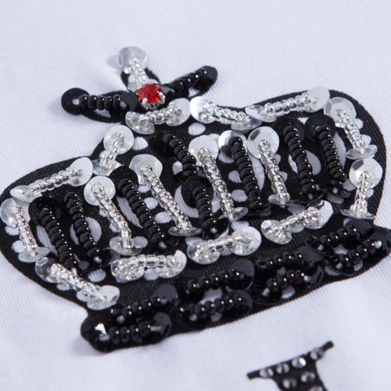 IZEVUS Casual Tops New Short Sleeve T-shirt Beaded English Crown Cotton Elastic Basic O-neck T-shirts Women Top Tees
IZEVUS Casual Tops New Short Sleeve T-shirt Beaded English Crown Cotton Elastic Basic O-neck T-shirts Women Top Tees