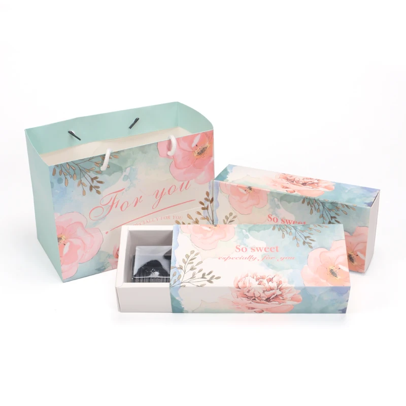 200 Pcs paper gift box for wedding Flower bridge kraft paper bag with handle Drawer cupcake box candy packaging sweet gift bag
200 Pcs paper gift box for wedding Flower bridge kraft paper bag with handle Drawer cupcake box candy packaging sweet gift bag