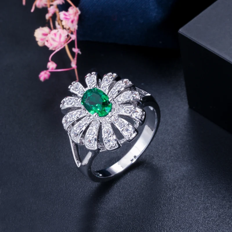 CWWZircons Lovely Daisy Flower Green Blue Cubic Zirconia Crystal White Gold Color Fashion Women Rings Jewelry Accessories R060
CWWZircons Lovely Daisy Flower Green Blue Cubic Zirconia Crystal White Gold Color Fashion Women Rings Jewelry Accessories R060