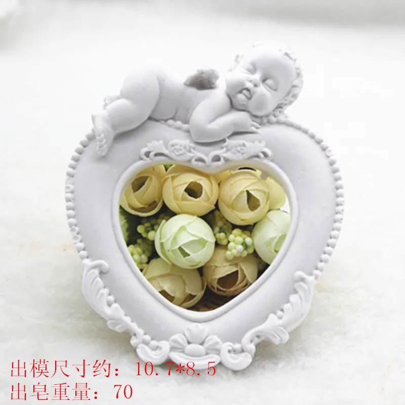 Infant Photo Frame Aromatherapy Gypsum Ornaments Silicone Soap Molds for Automobile Ventilator DIY 3D Heart Craft Pendant Mold
Infant Photo Frame Aromatherapy Gypsum Ornaments Silicone Soap Molds for Automobile Ventilator DIY 3D Heart Craft Pendant Mold