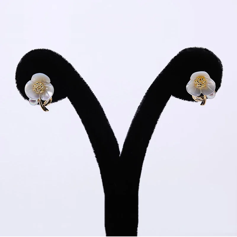 JYX Pearl Sterling Silver Earrings 925 Women Flatly Round Freshwater Pearl Stud Earings Fashion jewelry for Girls(3-3.5mm Pearl)
JYX Pearl Sterling Silver Earrings 925 Women Flatly Round Freshwater Pearl Stud Earings Fashion jewelry for Girls(3-3.5mm Pearl)
