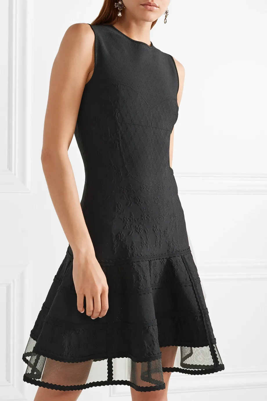 2019 New Women fashion black pink red round neck sleeveless Bodycon Celebrity evening Party vestidos Bandage dresses wholesale
2019 New Women fashion black pink red round neck sleeveless Bodycon Celebrity evening Party vestidos Bandage dresses wholesale