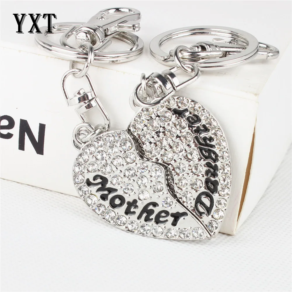 2 PCS Mother & Daughter Love Heart Crystal Silver Charm Pendant Purse Bag Car Key Ring Chain Creative Fashion Mother's day Gift
2 PCS Mother & Daughter Love Heart Crystal Silver Charm Pendant Purse Bag Car Key Ring Chain Creative Fashion Mother's day Gift
