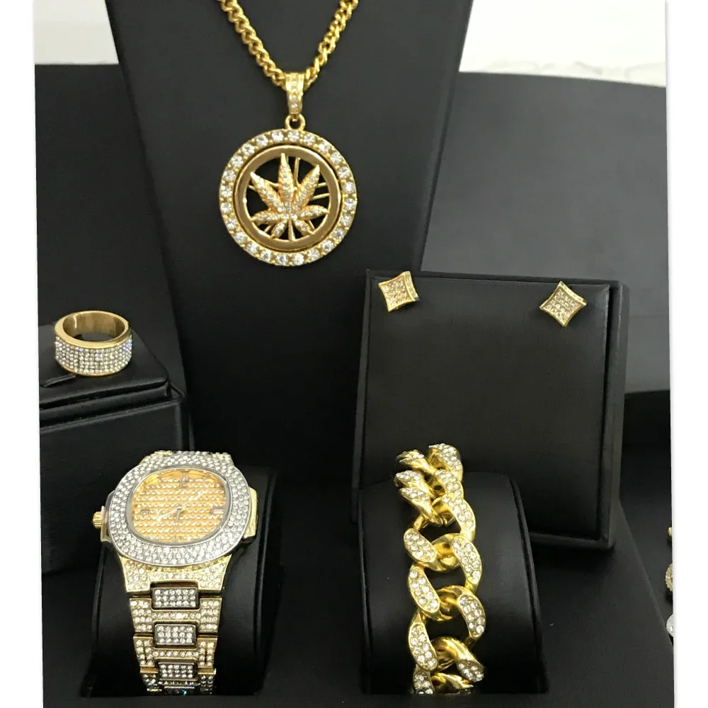 Luxury Men Gold Color Watch & Necklace & Bracelet & Earrings & Ring Combo Set Ice Out Cuban Top Brand Lucky Turn Pendant For Men
Luxury Men Gold Color Watch & Necklace & Bracelet & Earrings & Ring Combo Set Ice Out Cuban Top Brand Lucky Turn Pendant For Men