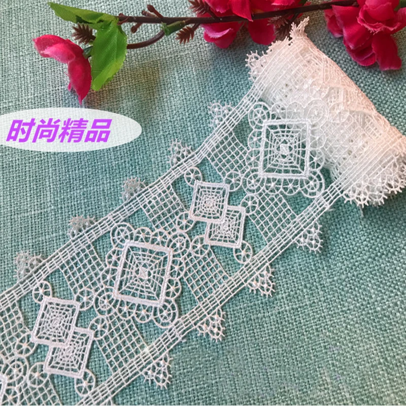 19yards Width 7.7cm black white Water soluble polyester lace trim fabric ribbons DIY dress clothing skirt accessories
19yards Width 7.7cm black white Water soluble polyester lace trim fabric ribbons DIY dress clothing skirt accessories