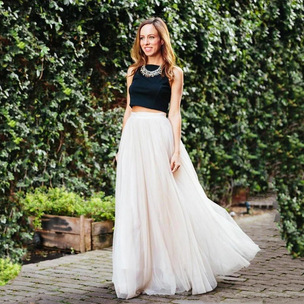 Beige Soft Tulle Floor Length Casual Womens Fashion Skirt Custom Made Bohemian Street Style Long Saia Pleated Zipper Maxi Skirts
Beige Soft Tulle Floor Length Casual Womens Fashion Skirt Custom Made Bohemian Street Style Long Saia Pleated Zipper Maxi Skirts