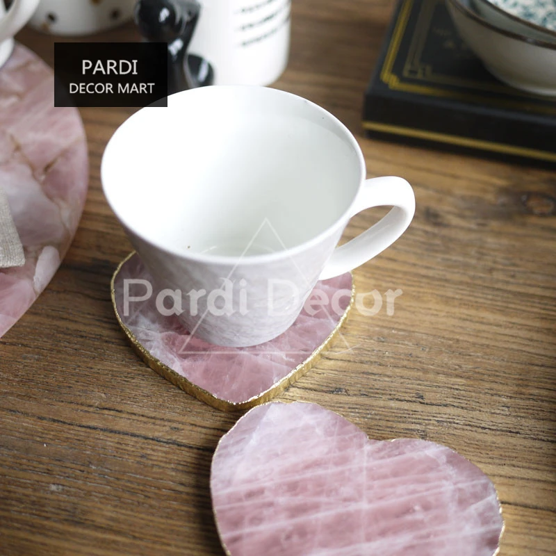 Imported natural pink crystal Heart-shaped gold plated decorative Coasters cup mats breakfast mat 1pc/lot
Imported natural pink crystal Heart-shaped gold plated decorative Coasters cup mats breakfast mat 1pc/lot