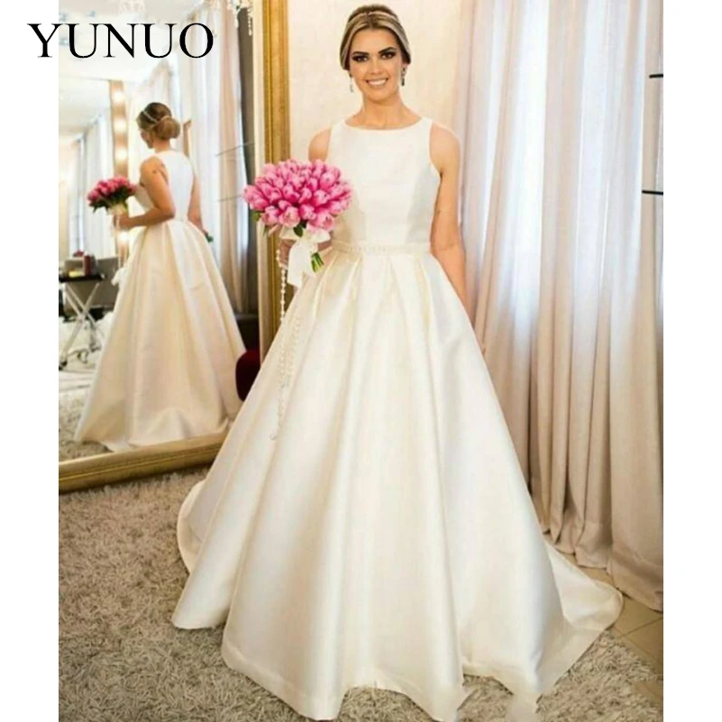 Vestido De Novia Simple Satin A-Line Wedding Dresses Sleeveless Floor Length Bridal Gowns Country Wedding Dresses Pearls N1
Vestido De Novia Simple Satin A-Line Wedding Dresses Sleeveless Floor Length Bridal Gowns Country Wedding Dresses Pearls N1