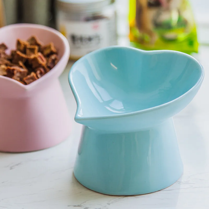New Ceramic Heart-shaped Bullfighting Bowl Cute Pet Cat Bowl Cat Food Bowls Pet Feeder Water Bowl for Kitty Puppy Supplies
New Ceramic Heart-shaped Bullfighting Bowl Cute Pet Cat Bowl Cat Food Bowls Pet Feeder Water Bowl for Kitty Puppy Supplies