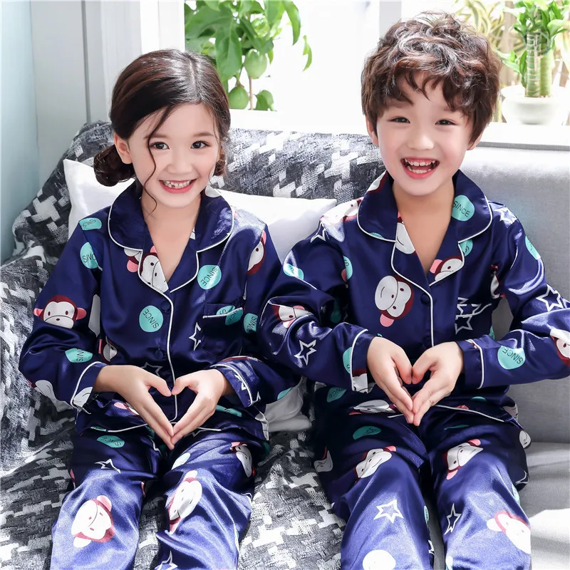 Spring Children Pajamas 2pcs Sets Cartoon Animals Printed Long Sleeve Silk Sleepwear Tops + Long Pants Unisex Pyjamas Tracksuit
Spring Children Pajamas 2pcs Sets Cartoon Animals Printed Long Sleeve Silk Sleepwear Tops + Long Pants Unisex Pyjamas Tracksuit