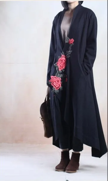 2016 winter product launches, original design, three-dimensional embroidered peony long XieJin woolen cloth overcoat
2016 winter product launches, original design, three-dimensional embroidered peony long XieJin woolen cloth overcoat