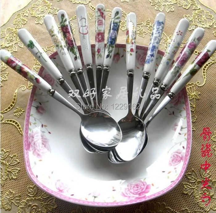 Free shipping (3pcs/lot) Kitchen tool Bone China Handle Stainless Steel spoon/ 187mm Soup Spoon tableware
Free shipping (3pcs/lot) Kitchen tool Bone China Handle Stainless Steel spoon/ 187mm Soup Spoon tableware