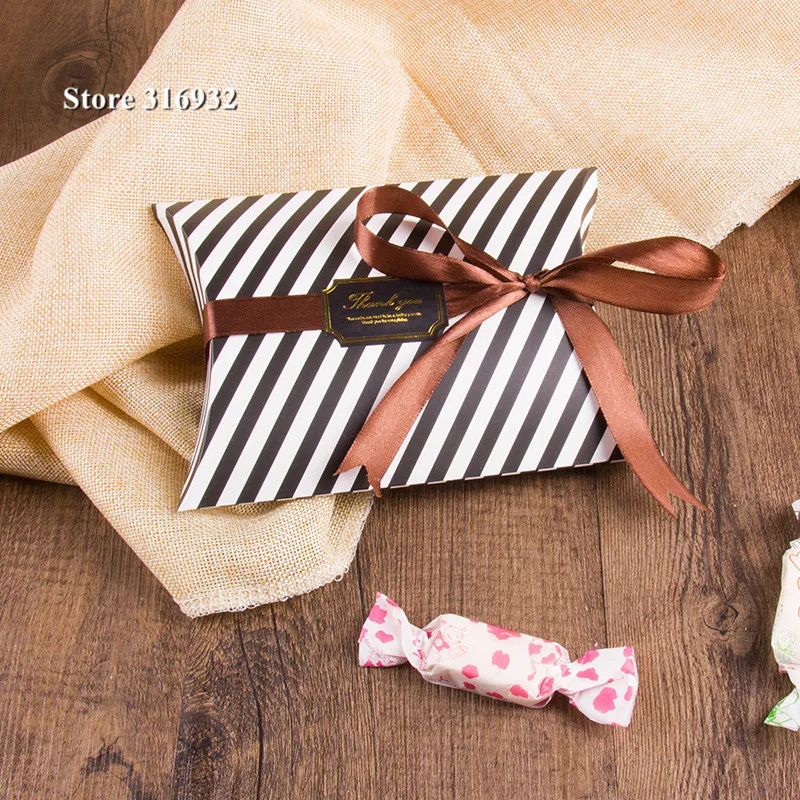 Black Stripe Stripes Hand Cake Box,DIY Gift Box,Cookie Boxes,Biscuit Boxes 18.5x13.5x4cm 20pcs/lot 
Black Stripe Stripes Hand Cake Box,DIY Gift Box,Cookie Boxes,Biscuit Boxes 18.5x13.5x4cm 20pcs/lot