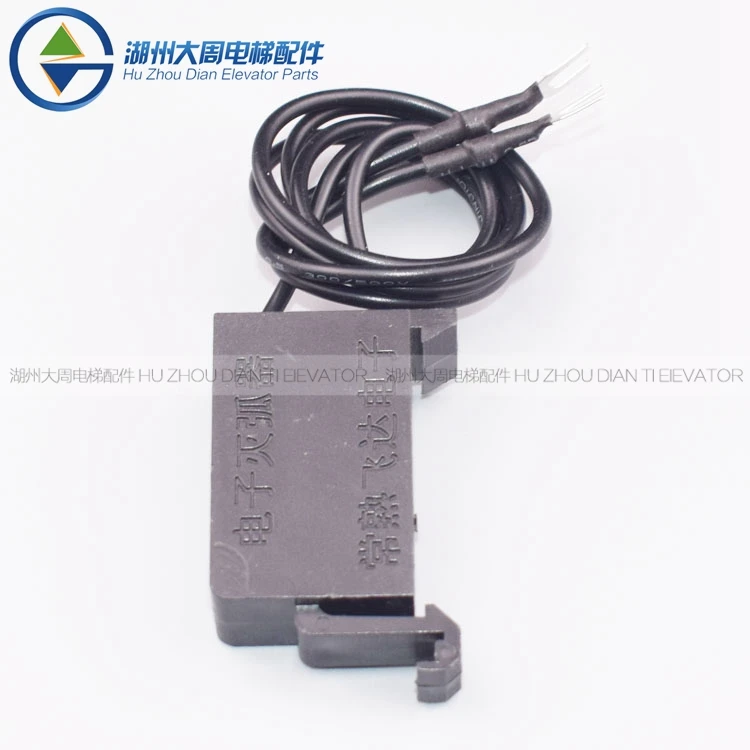 10PCS Feida Electronic Arc Extinguishing Device FD1.102 Resistor Capacity Network Original Genuine Elevator Accessories
10PCS Feida Electronic Arc Extinguishing Device FD1.102 Resistor Capacity Network Original Genuine Elevator Accessories