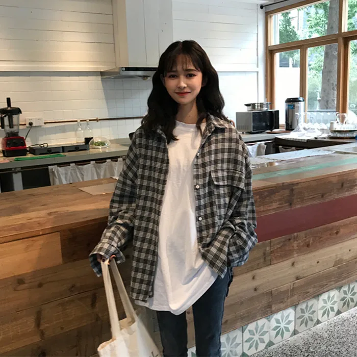 2019 Summer Refreshing Plaid Lapel Button Loose Shirt Women Casual Long Sleeve Shirts
2019 Summer Refreshing Plaid Lapel Button Loose Shirt Women Casual Long Sleeve Shirts